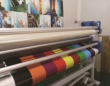 Bottomless paper cold laminating film
